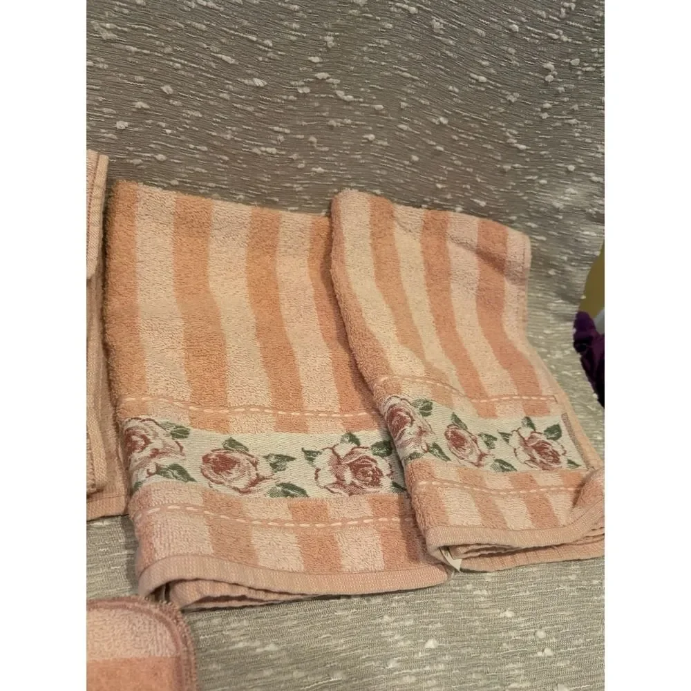Priority Santans BathSetTowels (5)Pieces‎ PinkFloral Cotton NWOT